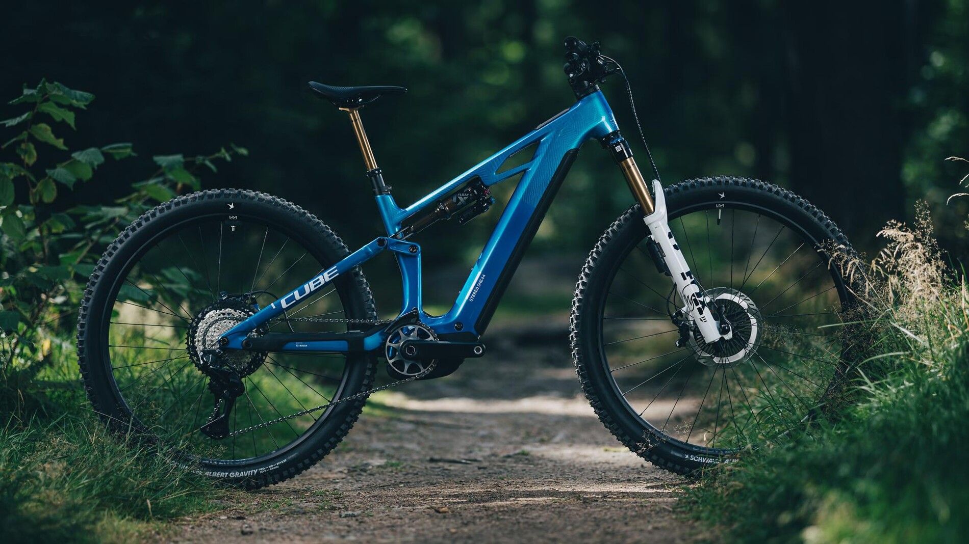 Stereo Hybrid ONE44 HPC AT 800 actionteam